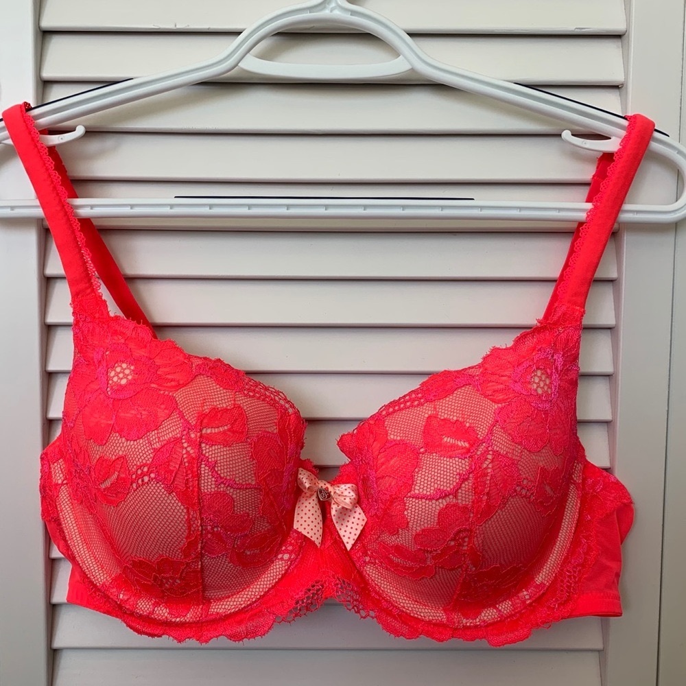 Victoria Secret Lace Bra 36C